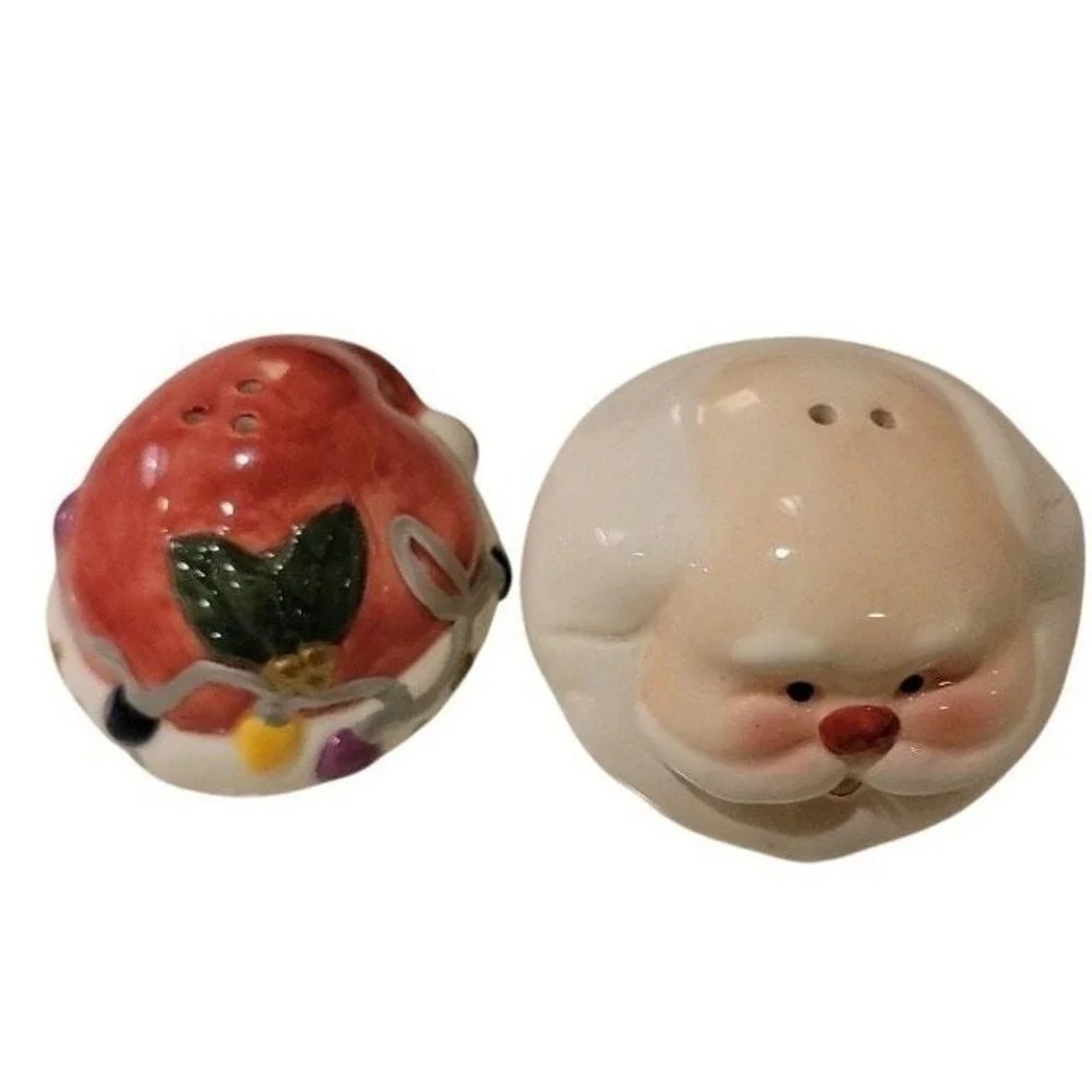 Unbranded vintage santa
